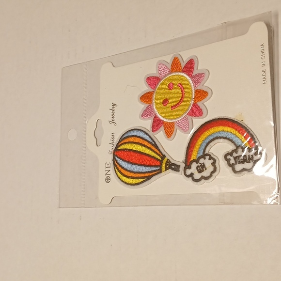 ONE Fashion 3pcs Patch Set  Hot Air Balloon Sun Rainbow NWT - Picture 5 of 8